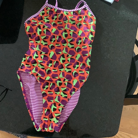 Dolphin Uglies womens size 34 string back one piece swimsuit  Jumping Giraffe - Picture 3 of 3